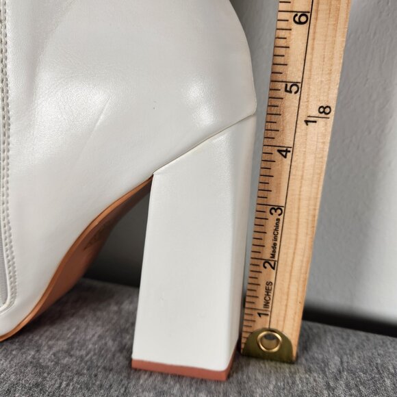 Boohoo Ivory Leather Bootie Block Heel Pointed Toe Size 8 - Picture 9 of 10